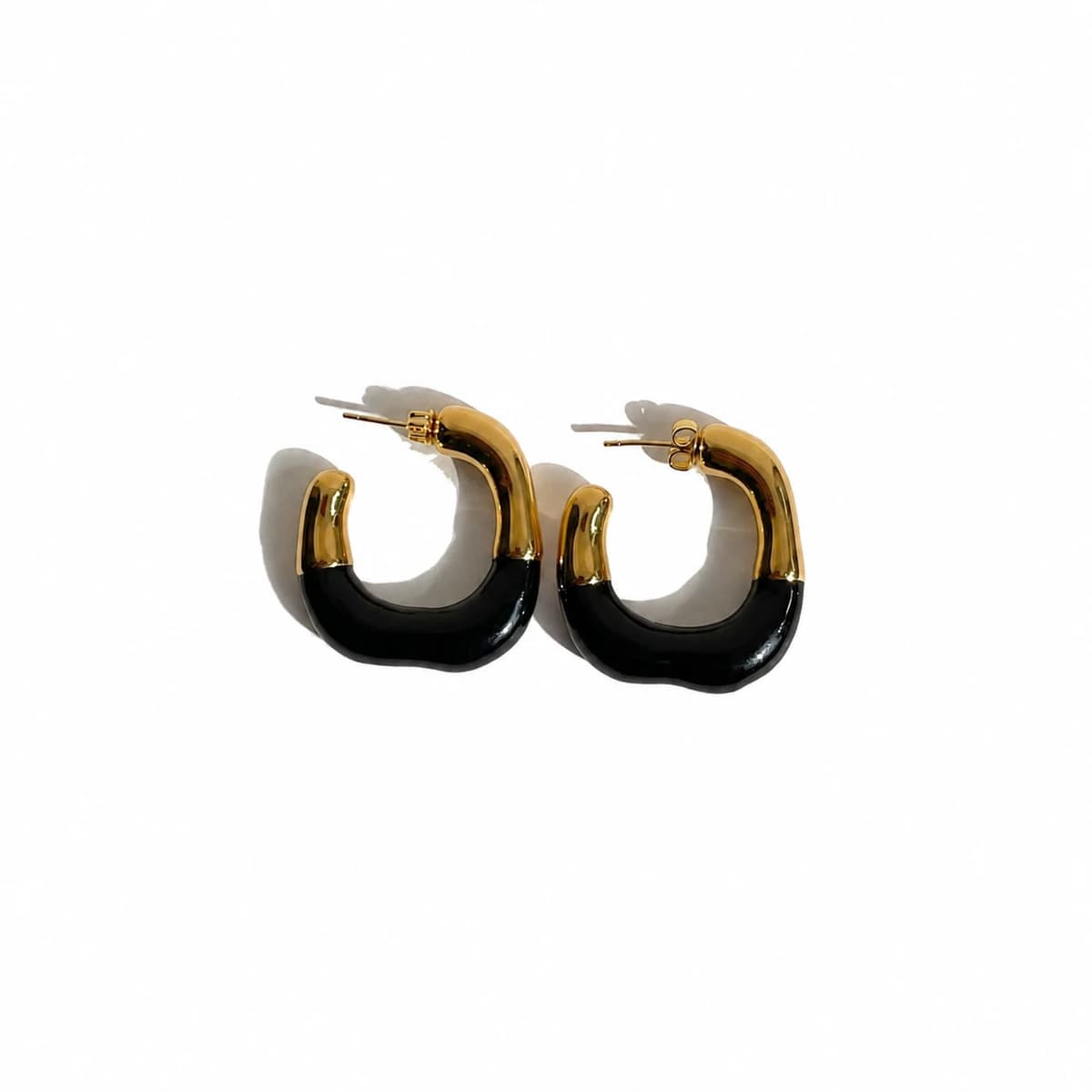 Black Olive — 316L stainless steel, PVD gold plated, enamel