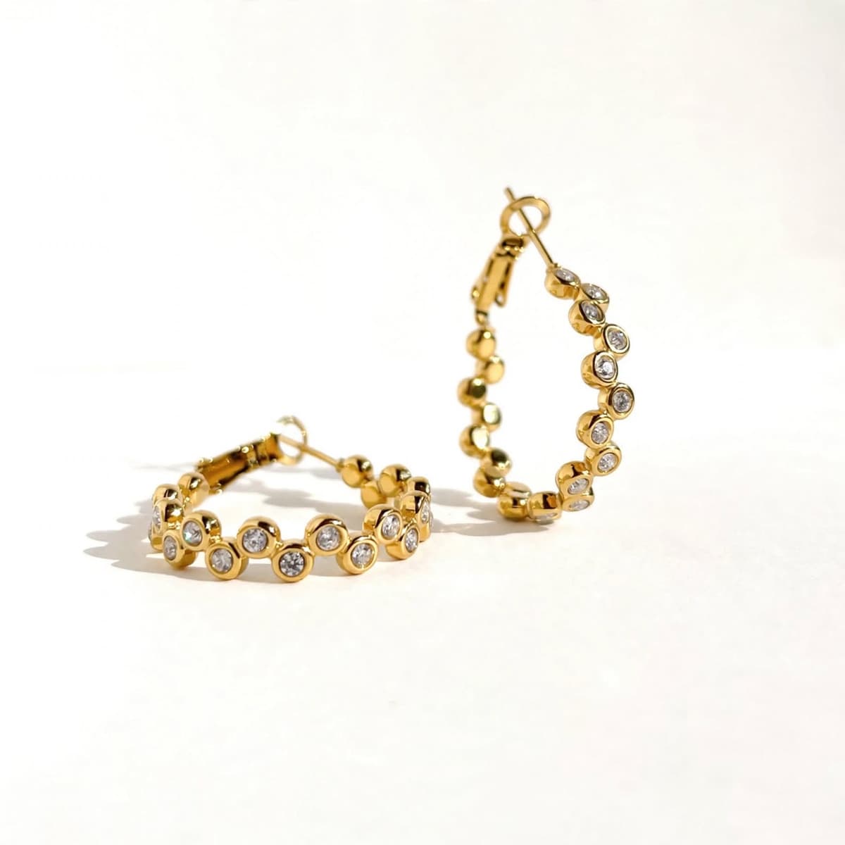 Vogue Hoop — 316L stainless steel, PVD gold plated